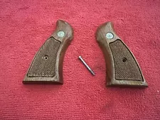 Smith & Wesson N Frame Model 28-2 Factory Wood Grips Numbers Inside NICE