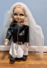 MINT/RARE Bride Of Chucky TIFFANY DOLL 24” + STAND 26” **SPENCERS Seed Of Chucky