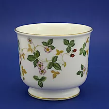 Wedgwood Wild Strawberry Pattern Bone China Planter/Plant Pot - 13.5cm/5.3" Dia.