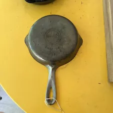 Griswold Cast Iron Skillet 709 C Chrome