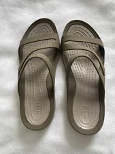 crocs womens 8 sandals