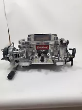 Edelbrock carburetor 650cfm Electric Choke 1806s 3077