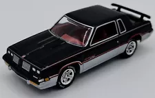 LOOSE Johnny Lightning 1:64 '80s Muscle 1983 Olds Cutlass Hurst/Olds