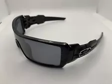 Oakley Oil Rig Sunglasses 24-001 Black Ghost Text Flat Stems Emerald Iridium