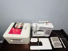 Bernina 1230 Sewing Machine and Foot Attachment tested from Japan.