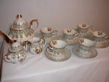 17 PC IMPERIAL JAPAN DESIGN PORCELAIN COFFEE/TEA SET THREE DIFFERENT COLOR ROSES