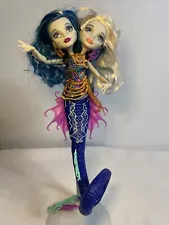 Monster High Peri Pearl Great Scarrier Reef Twins Serpentine Two Headed Doll.