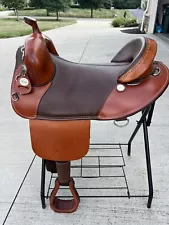 17” Bob Marshall Treeless Trail Saddle Nice!