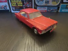 AMT 1962 Plymouth Valiant 1/25