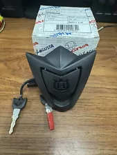 ✅Brand NEW✅ OEM 2006 Husqvarna SM610 Fuel Cap