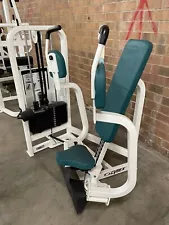 Cybex VR2 Pec Fly