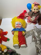 Collection of 5 Vintage Clowns , Different Size Shapes & Materials *BNT3212*