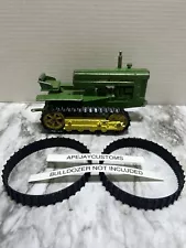 ERTL ESKA John Deere 40 420 Bull Dozer / crawler, 1/16 (TRACKS ONLY)