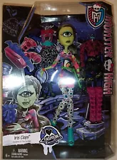 Monster High Iris Clops - I Love Fashion 2014 BNIB. EYE POPPING DISPLAY SET!