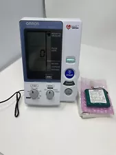 Omron HEM-907XL Blood Pressure Monitor .