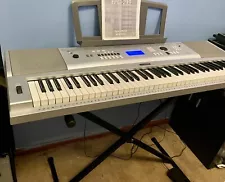 Yamaha DGX-230 Keyboard 76 Keys USB MIDI, Stand, Petal, Power Supply Music Stand