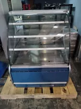 Structural Concepts 40" Refrigerated Bakery Case