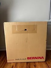 Bernina 480 sewing machine, white