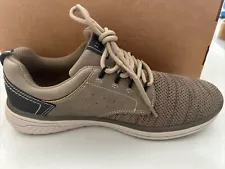 Izod Easton Shoes New Size 10.5 *SALE Beige/gray