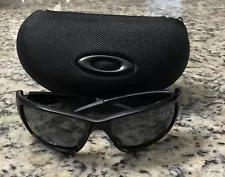 Oakley CANTEEN Polished Black Iridium With Case