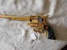 UNFIRED HUBLEY COWBOYCAP GUN IN HTF GOLD FINISH / BLACK GRIPS