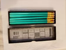 Blackwing Volume 811 - Box of 12 Pencils - New Unsharpened