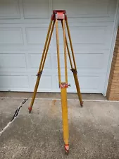 Heavy Duty Wooden Surveyors Tripod Surveying Equipment Construction Yellow