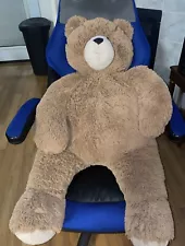 giant teddy bear stuffed animal