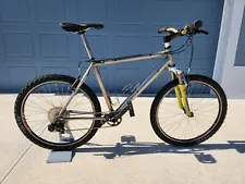 Litespeed Owl Hollow titanium-frame mountain bike (19" Large)
