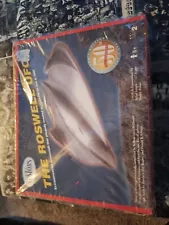 1997 Testors "The Roswell UFO" 50th Anniversary Model Kit SEALED Area 51 Desert