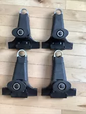 Nice Set of 4 Yakima 1A Rain gutter Roof Rack Towers for Roundbars