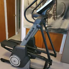 NORDICTRACK FREESTRIDE TRAINER FS14i  Great Condition Pickup Ft. Wayne Indiana