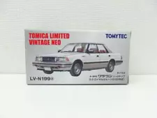 Toyota Crown 3.0 Royal Saloon G 85 TOMY TEC