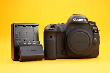 Canon EOS 5D Mark IV - 220,351 Shutter Count