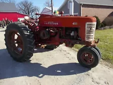 Farmall 400 IH tractor RUNS GOOD Live PTO 2pt Fasthitch w/ side cylinder GOODTA