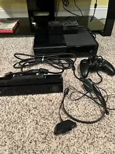 xbox ONE bundle W kinect & kinect Sports Game Plus TWO Controllers. Hardly Used