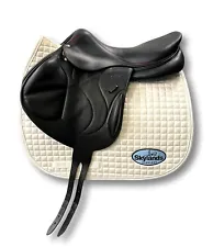 Used Devoucoux Chiberta - Size 18" Monoflap Jump Saddle Black