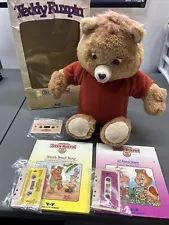 New ListingTeddy Ruxpin Doll 1985 Vintage Worlds Of Wonder - 2 Books 3 Tapes Read Desc