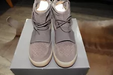 YEEZY 750 CHOCOLATE '2016' EDITION ORIGINAL RELEASE 100% AUTHENTIC PADS