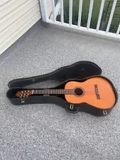 Ovation Style Classical Guitar - Deep Shiny Bowl .. priced to sell…