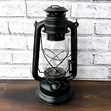 Vintage Style Hurricane Lamp Antique Collectible Kerosene Oil Vintage Lantern.