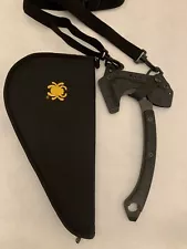 Spyderco Warrior Hawk Tactical Tomahawk with Sheath and Zipper Pouch