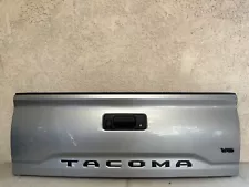 2016 - 2023 TOYOTA TACOMA TAILGATE OEM * COMPLETE *