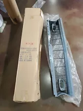 Replacement Front Grille for 1968 Chevy Camaro New 3914772