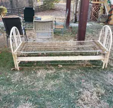 Antique metal child s, single trundle bed