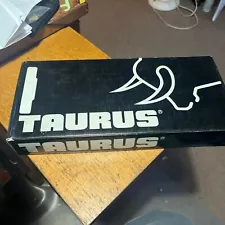 TAURUS 45 / 410 /454 6-Shot Revolver RAGING Judge Box EMPTY BOX ONLY