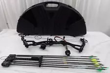 Hoyt Alphamax 32 Black Right Handed Compound Bow W/Plano Case 27" DL 60-70lb DW