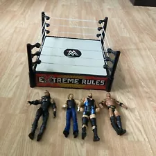 Vtg Mattel WWE WWF Extreme Rules Spring Loaded Wrestling Ring w/ 4 Figures