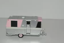 DIE CAST 1959 HOLIDAY HOUSE CAMPER TRAILER REPLICA ADULT COLLECTIBLE LIMITED