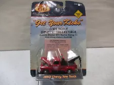 Route 66 1950 Chevy Tow Truck 1/64